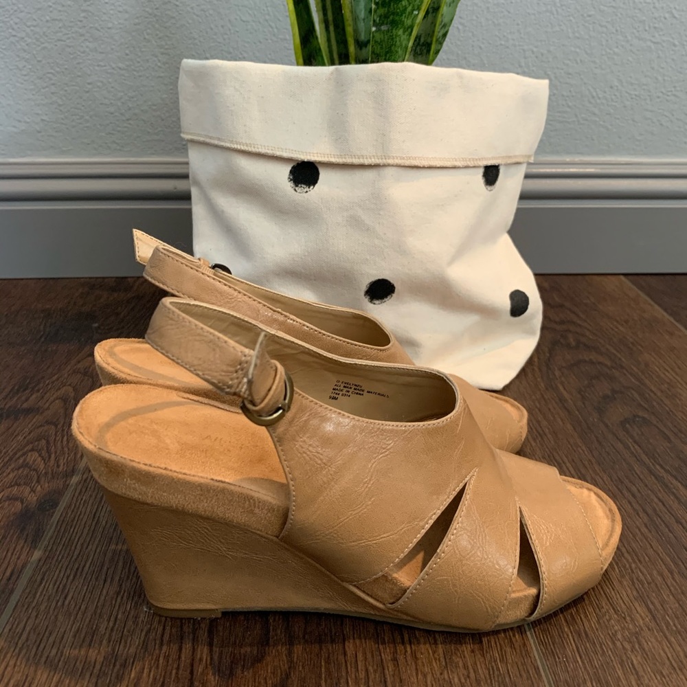 Nine West wedges